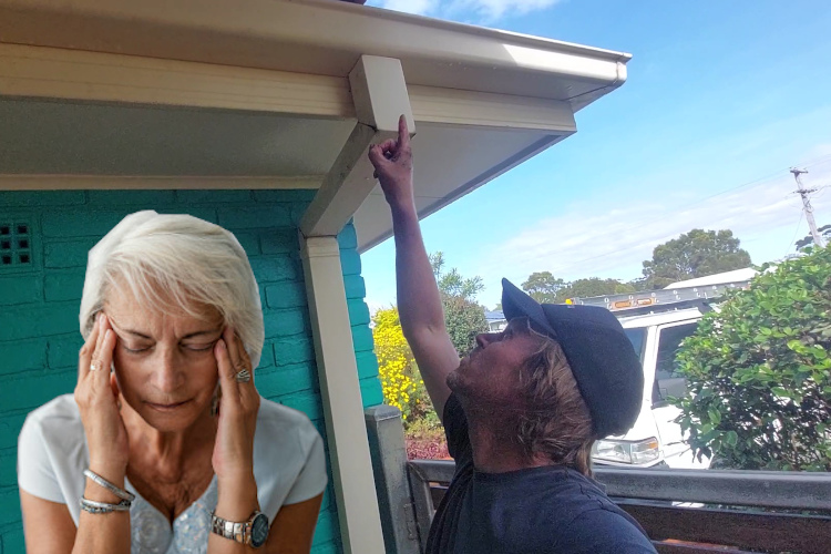 
Gutter Cleaning Technician in merimbula Educates Customer About Downpipe Obstruction