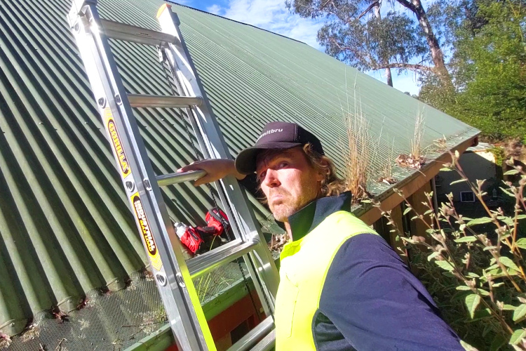 
Local Gutter Cleaner Investigates Failed Gutter Guard in merimbula